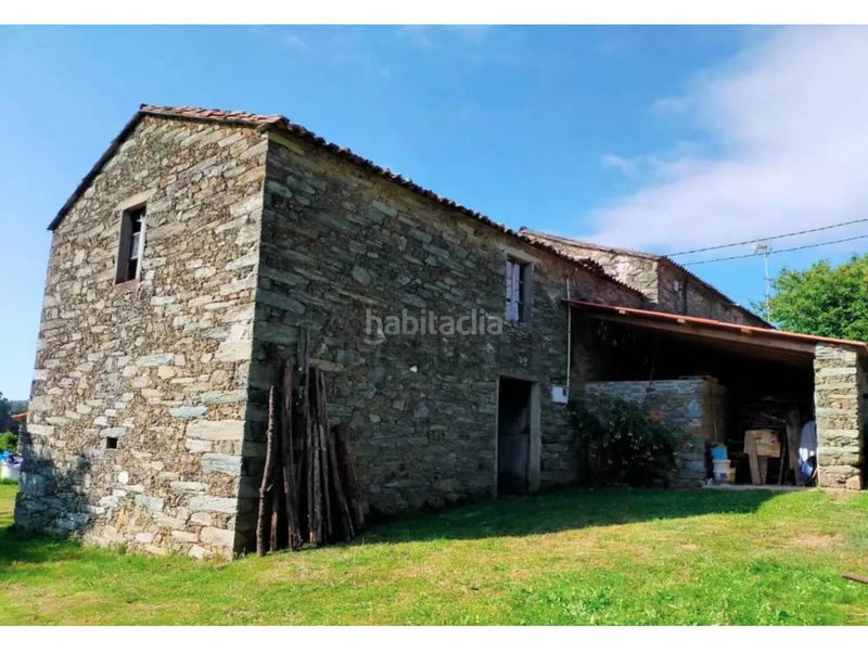 Foto 5a34ac3d-d6b0-4001-ab28-4c0d42e32b83. Casa adossada a Oza dos Ríos