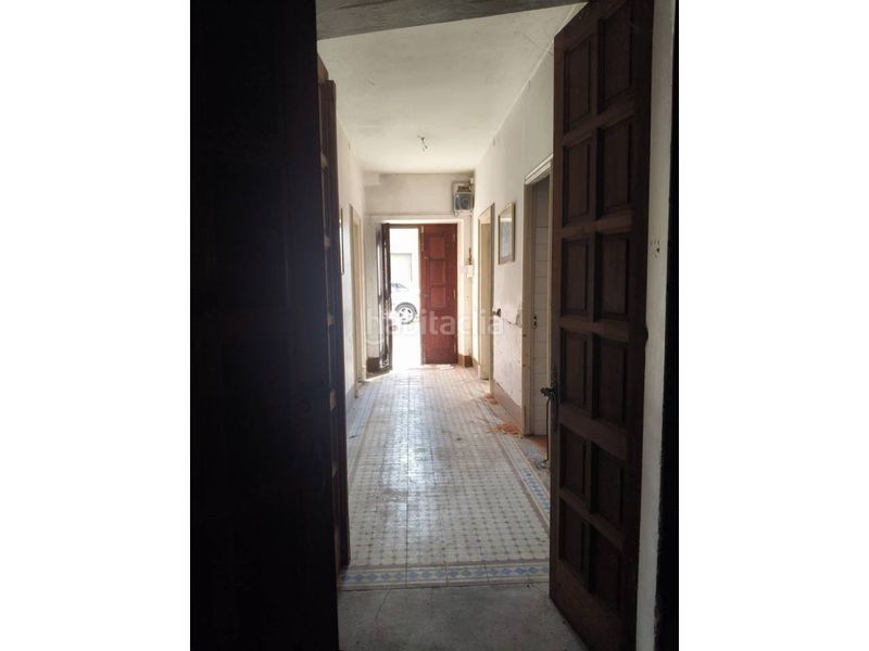 Foto 88577f70-285a-4b29-aa97-1b7f6493bd7d. Casa adossada a calle avenida principal 6 a Curtis