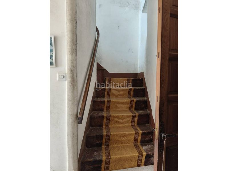 Foto bcd0ad70-f6d9-4ba3-a395-e127fc4570e5. Casa adossada a calle avenida principal 6 a Curtis
