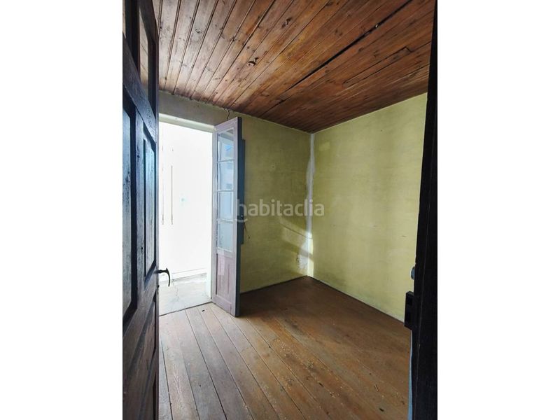 Foto c7763d2d-fd91-4c3c-8f1e-c0da286f24eb. Casa adossada a calle avenida principal 6 a Curtis