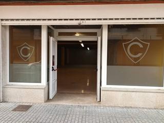 Lloguer Local Comercial  Emilio martínez sánchez. Se alquila bajo comercial en curtis