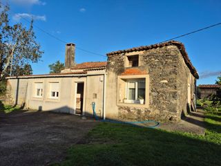 Maison  Calle parada. Se vende casa de piedra en parada, oza.