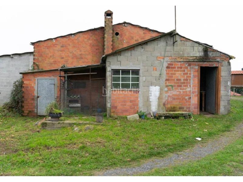 Foto 31ab2628-f945-4b63-a93a-2a95521d535e. Maison avec parking dans Sobrado