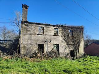 Casa  Baiuca. Se vende finca en a baiuca curtis