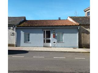 Casa  Alcalde espiñeira. Se vende casa en curtis