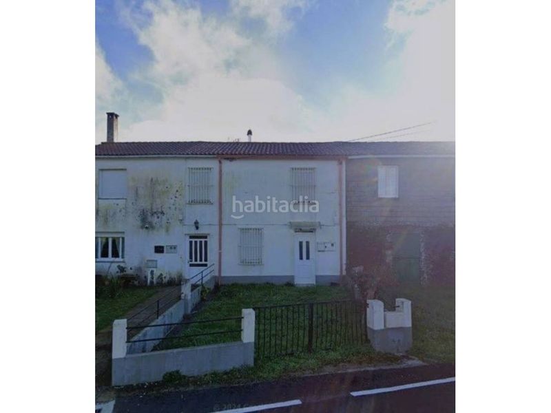 Foto 23789c4b-6c92-4adb-af32-84cbd0f2aca8. Casa amb aparcament a Vilasantar