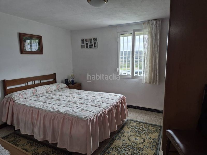 Foto ab629ecf-d8e3-4490-bc83-03f090c4ecf1. Casa amb aparcament a Vilasantar