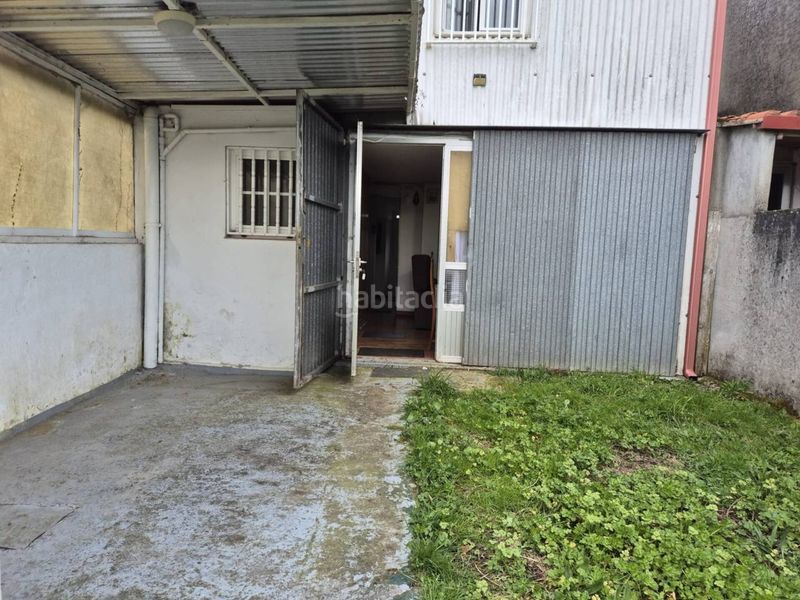 Foto ac7c3d99-b84c-4076-aa7e-6e5147ea0dc2. Casa amb aparcament a Vilasantar