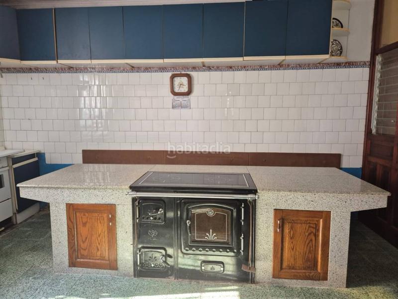 Foto 95679fb8-45bd-4082-aa25-fff04abfce68. Casa amb calefacció a Boimorto