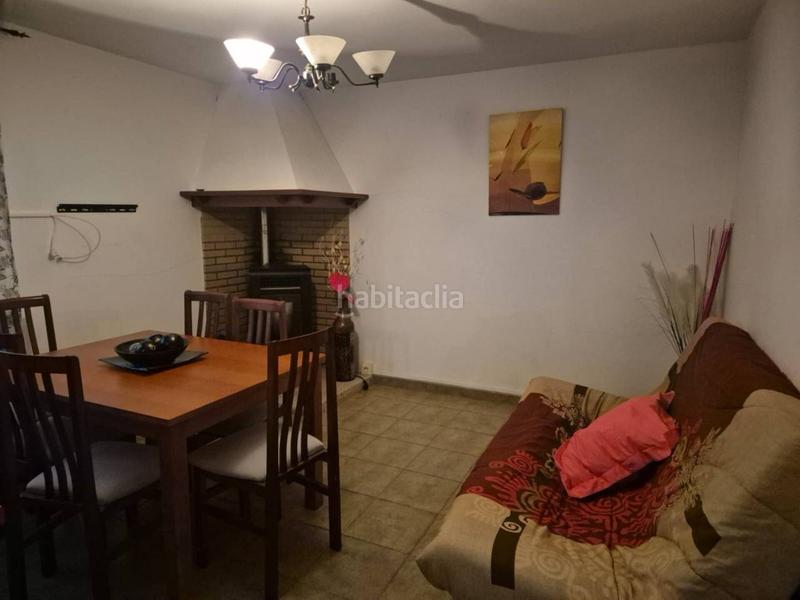 Foto 54397e3d-04b5-47e3-a087-1030806143e8. Haus mit parking in Curtis