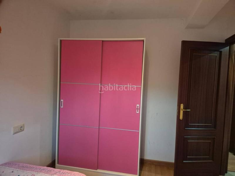 Foto ab797520-337e-4960-b6f7-da5140dfb3e8. Haus mit parking in Curtis