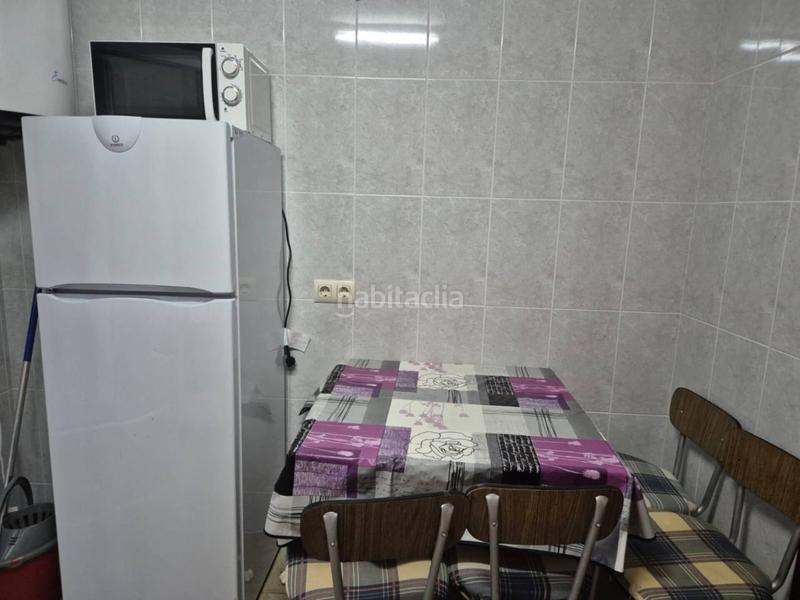 Foto ce22e6c8-72e8-4e0b-887e-9772350e05c9. Haus mit parking in Curtis