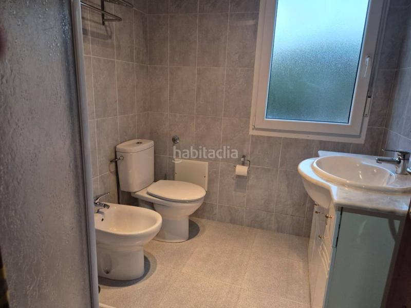 Foto f394798f-7ca9-43b8-9dd6-815bca7c5ba8. Haus mit parking in Curtis