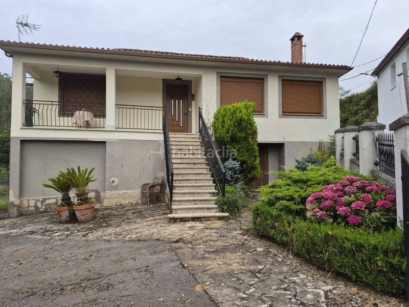 Foto b6463839-ba29-4ec1-8b48-5ac7f3c4491a. Casa a Aranga