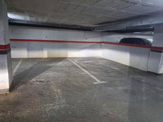 Parking coche en Calella