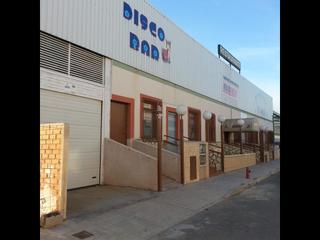Nau industrial a Calle daimiel 20. Nave industrial de amplias dimensiones, diáfana con 2 accesos y
