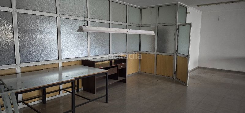 Foto 414df392-5a21-4a96-a5a1-bffb481ffc4f. Local comercial a Almansa