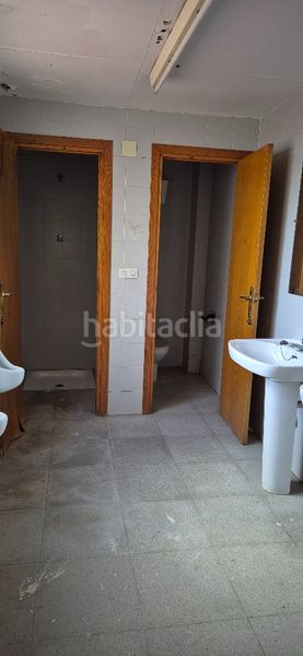 Foto bebf983c-d942-46c0-a188-c3f7b98fb3e4. Local comercial a Almansa
