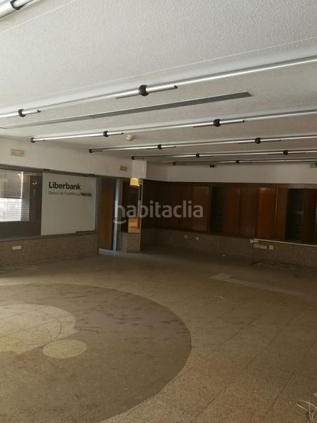 Foto b12facf6-64a4-4375-aa59-6e413e1d0c1d. Location local commercial dans calle alcalde josé maría de miguel 2 dans Albacete