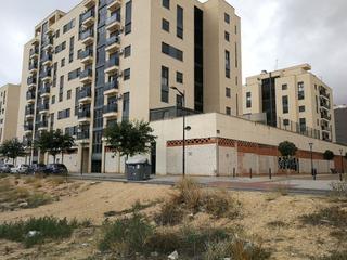 Business premise in Avenida la mancha 74
