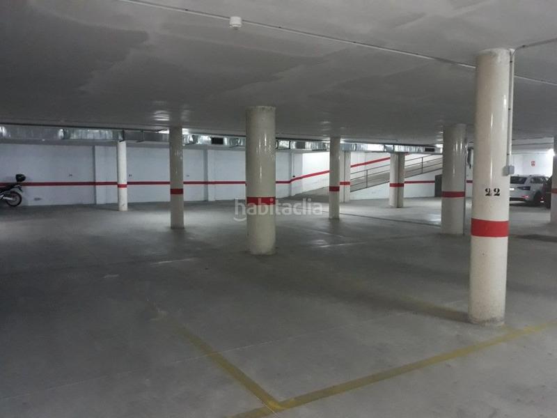 Foto e9e03cd4-bd12-43cc-bfd2-b08f53633d49. Parking voiture dans avenida ayora 31 dans Almansa