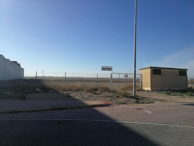 Foto 1a398305-4d19-4b19-b882-5bb52287da0c. Terrain industriel dans calle pg. ind. romica 214 dans Albacete