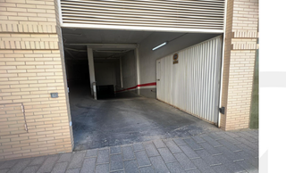 Autoparkplatz in Calle amanecer 39