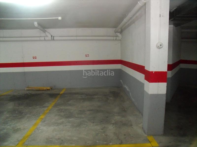 Foto bceeb69f-1648-4fe1-b1e2-724259c6bee8. Parking coche en calle josé estrañi 22 en Estación Albacete