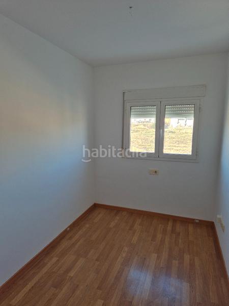 Foto cc0b899c-60b5-4401-ac05-c3d62df6c0db. Piso en avenida ayora 31 en Almansa