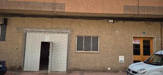 Local Comercial a Calle san fabián 7. Local calle san fabian
