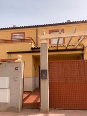 Piso en Calle tarazona 20. Excelene oportunidad