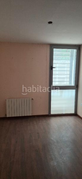 Foto bc6fe20a-8915-4dc8-81a9-b938f110afd0. Piso en calle clara campoamor 18 vpo barrio vereda en Albacete