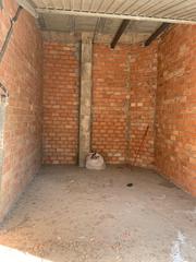 Autoparkplatz in Avenida del oeste 40. Excelente garaje a pie de calle