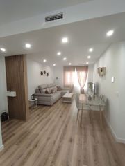 Appartement à Calle francisco pizarro 57. Venta en zona ensanche