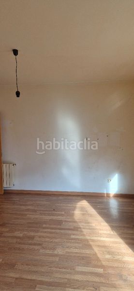 Foto 4cdafd03-c10b-431f-bb5b-ef59dfe6b06e. Pis a avenida ayora 31a a Almansa
