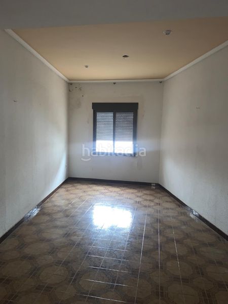 Foto 02d9fac0-5748-48fd-a53c-cb4e7415576f. Casa a calle canalón 30 a Hellín