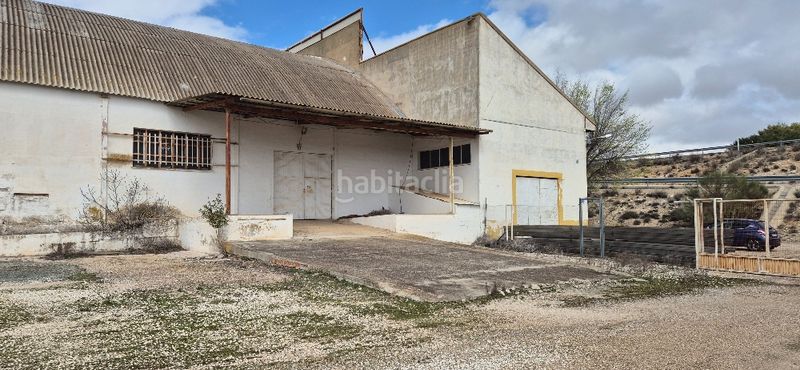 Foto 16797870-afe7-45ec-9449-aac7b0b9f0ee. Bâtiment à usage industriel dans a-31 237 dans Gineta (La)