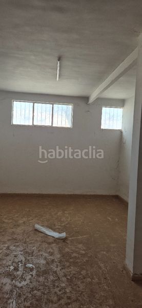 Foto b3663bf0-da79-4d5f-9b23-a70e2d83b857. Bâtiment à usage industriel dans a-31 237 dans Gineta (La)