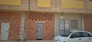 Business premise in Calle valencia 16. Local valdeganga