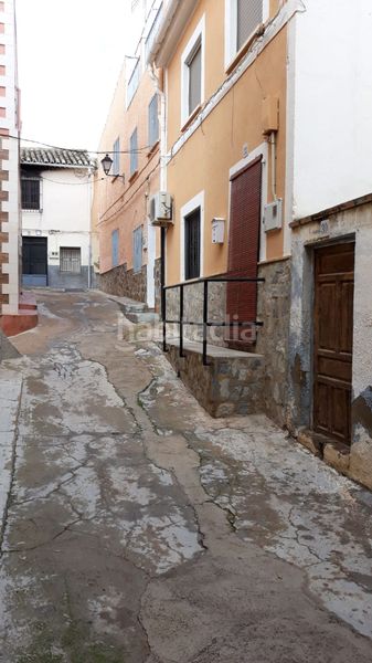 Foto 428ef9e4-741e-45b5-a180-133ffef36961. Casa adossada a Hellín