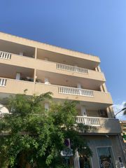Piso  Calle asunci�n 3. Se vende piso para reformar