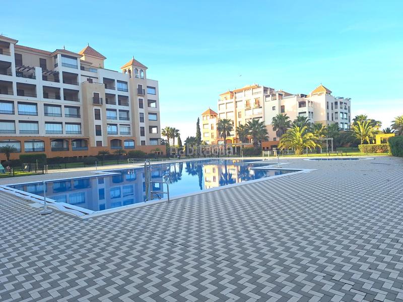 Foto 3c2d66fc-bdd1-4c79-8d49-bf570f9dbd5b. Piccolo appartamento con parcheggio piscina in Punta del Moral Ayamonte