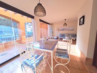 Apartament  Urbanizacion los pelicanos. Punta del moral 1a linea de playa con terraza de 50m2