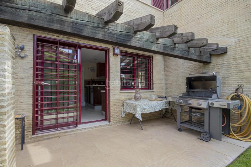 Foto 1bb3c935-92e0-4a47-b9a5-660d7a4e4c28. Alquiler chalet vivienda exclusiva en el zaudin, sevilla. en Bormujos