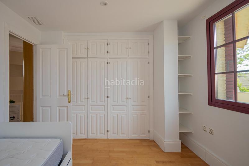 Foto 74adaa95-7926-4e1b-a459-711da9a4a976. Alquiler chalet vivienda exclusiva en el zaudin, sevilla. en Bormujos