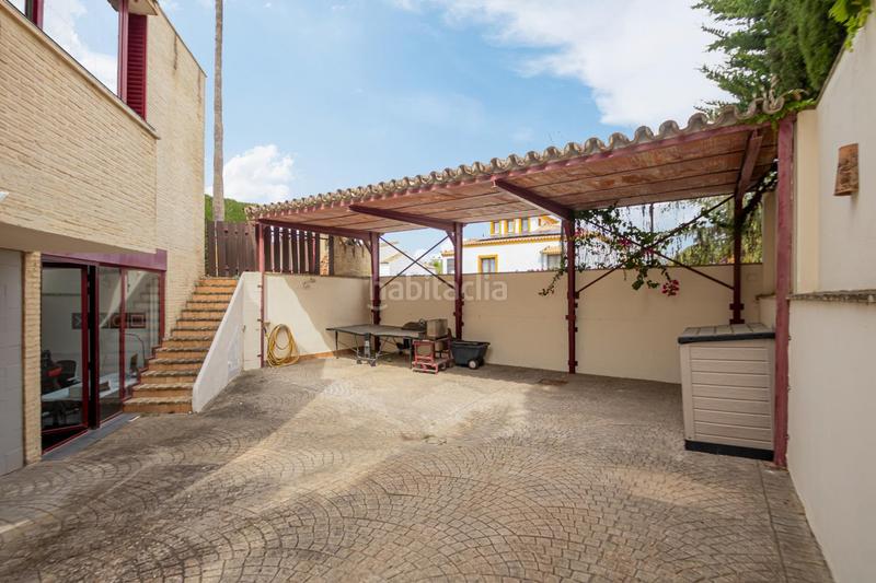 Foto 804c148a-f257-47fe-8614-eead35533cd1. Alquiler chalet vivienda exclusiva en el zaudin, sevilla. en Bormujos