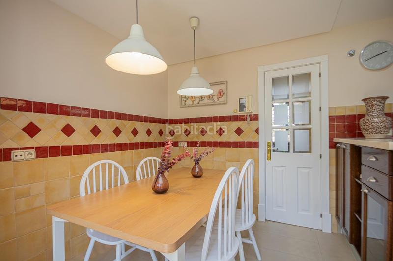 Foto 9c4e3978-d8d8-46d5-af8c-028654bcf47d. Alquiler chalet vivienda exclusiva en el zaudin, sevilla. en Bormujos