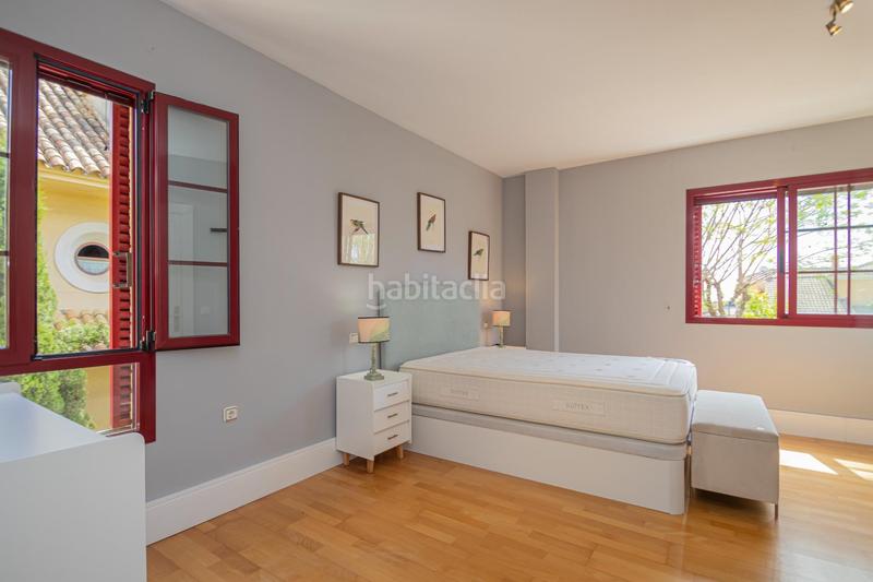 Foto f1f346fb-3a7d-4406-93ad-b666a765dfc8. Alquiler chalet vivienda exclusiva en el zaudin, sevilla. en Bormujos