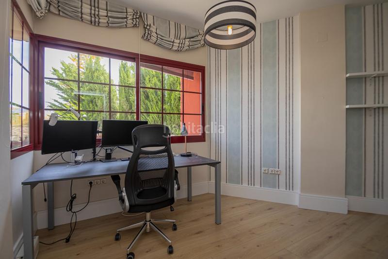 Foto 2cbbf284-b10b-4138-b7d7-e3927abec848. Lloguer xalet amb calefacció aparcament piscina a Bormujos