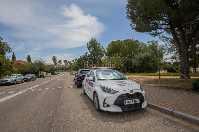 Foto f4fda80f-4e59-46d3-8e6c-b1aa81f628a2. Lloguer xalet amb calefacció aparcament piscina a Bormujos
